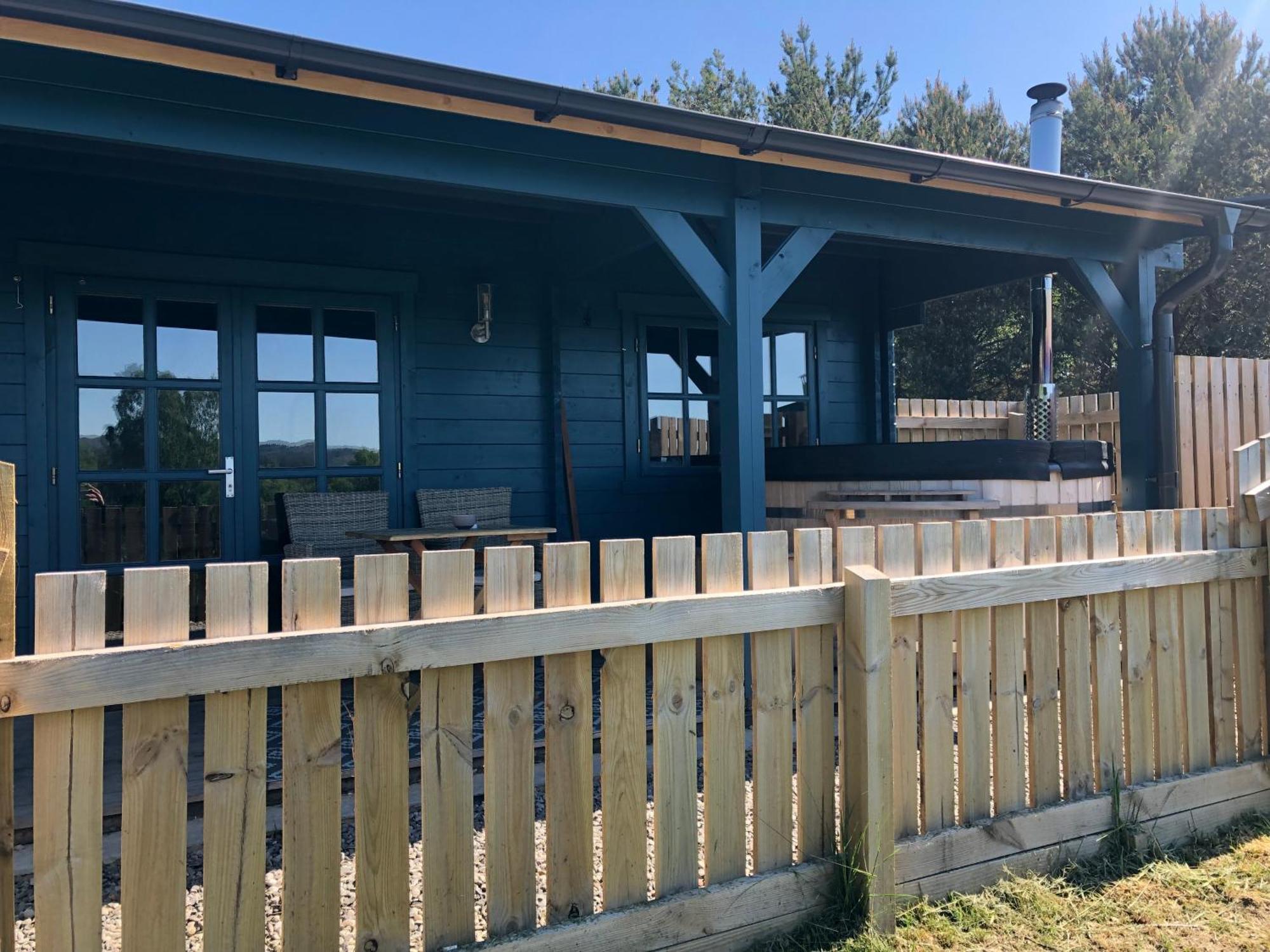 Retreat Hot Tub Highland Cabin Inverness Ngoại thất bức ảnh